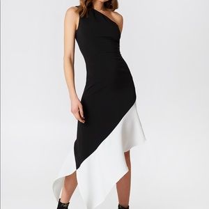 Asymmetric One Shoulder Dress by Lavish Al…